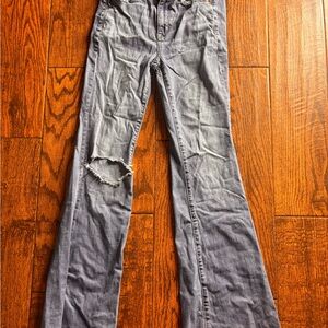 Distressed American Eagle Outfitters Light Blue Stretch Jeans
